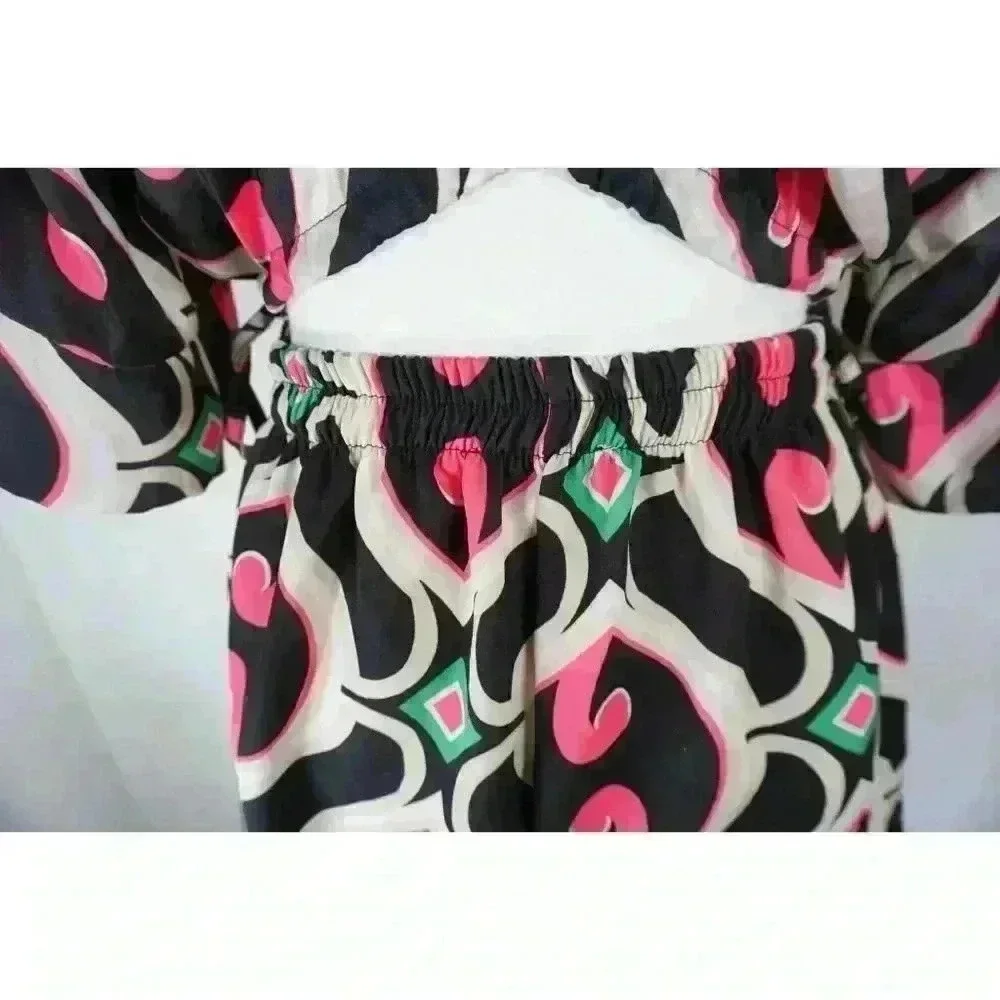 New Collection Italy Satin Button Down Crop Top & Short Set, Size M/L - Picture 8 of 12